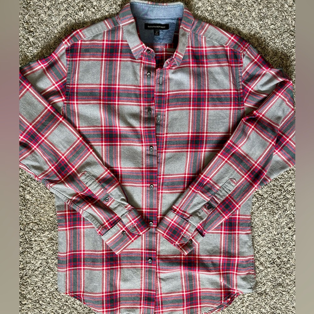 Banana Republic button up flannel, size medium